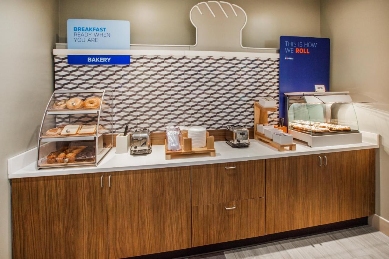 Holiday Inn Express & Suites Wooster By Ihg Экстерьер фото