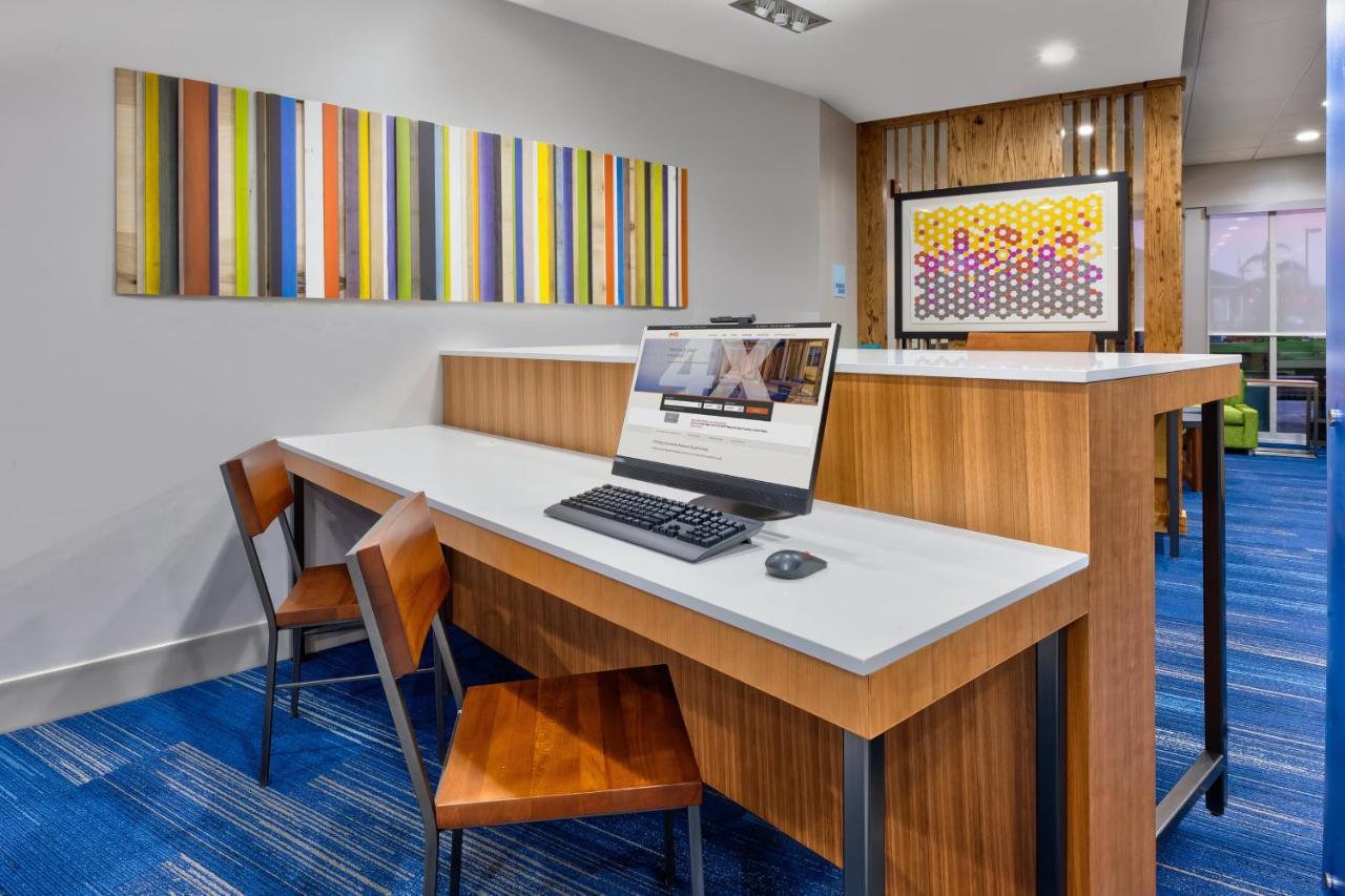 Holiday Inn Express & Suites Wooster By Ihg Экстерьер фото